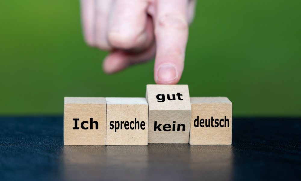 Hand,Turns,Cube,And,Changes,The,German,Expression,'ich,Spreche